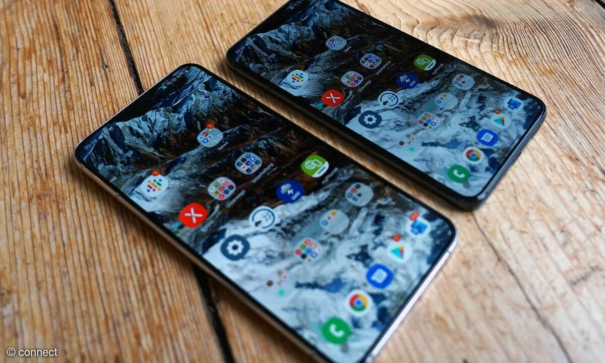 Samsung Galaxy S22+ und S22 Displays